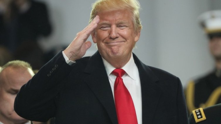 Писатели срещу Тръмп: Да го изхвърлим от Белия дом!