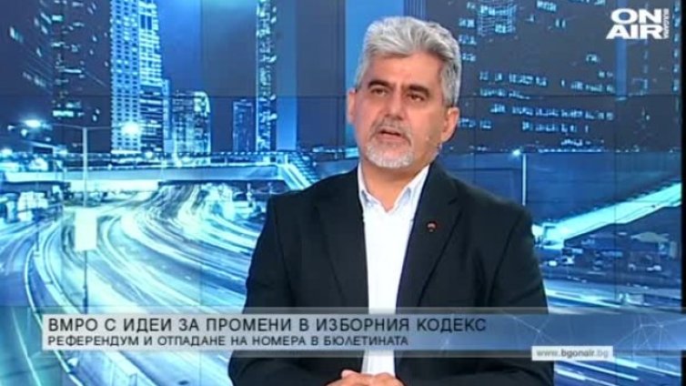 Доц. Милен Михов: Машините не са панацея за избори