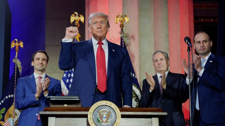 Обърнаха ли се Съединените щати към Украйна? 