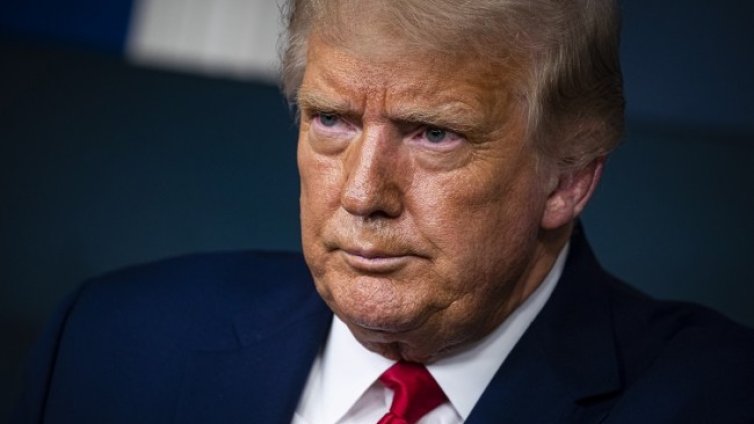 Още една жена обвини Тръмп в сексуален тормоз, натиснал я пред WC