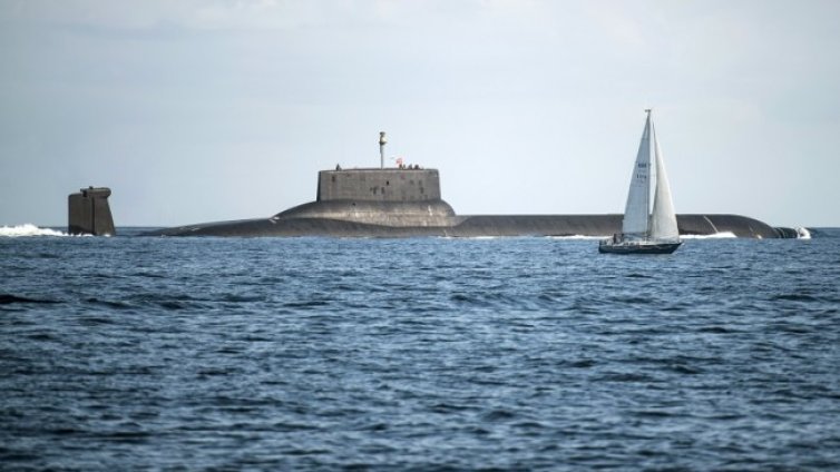 Чернобил на морското дъно - защо Русия ще извади ядрените си подводници от Арктика 