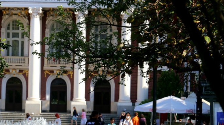 Ще се радваме на хубаво време, температурите стигат 26&deg;