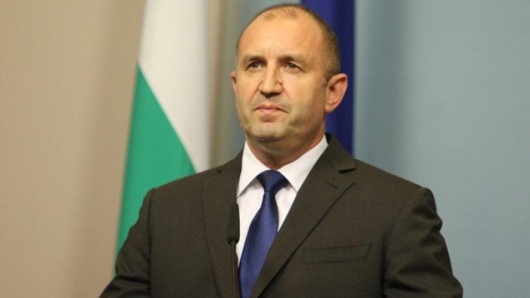 Радев: Подкрепям Нинова, ще критикувам и БСП, когато са на власт