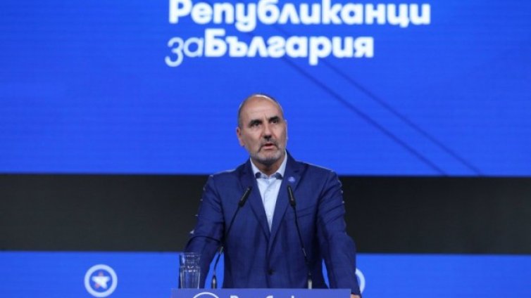 Цветанов с прогноза за изборите: Водещите партии &ndash; до 500 000 гласа