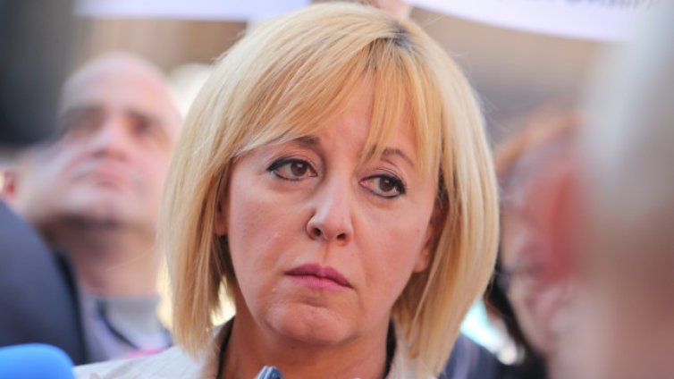 Манолова и жители от "Обеля-2" блокираха "Ломско шосе"