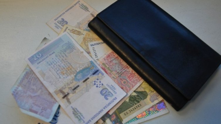 Заплатите на социалните работници според вида на услугата