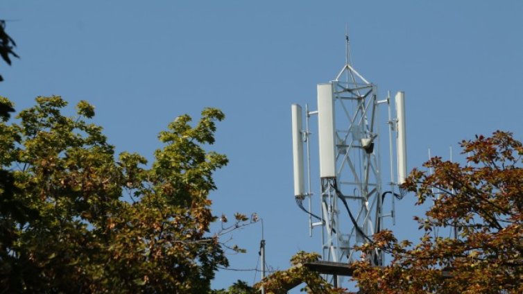 КРС: Внедряването на 5G мрежите у нас се забави с 4-5 месеца