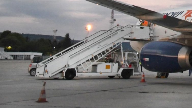 Коледни празници без PCR, но къде?