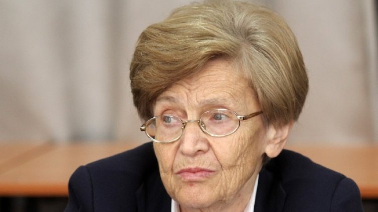 Почина бившият финансов министър проф. Христина Вучева