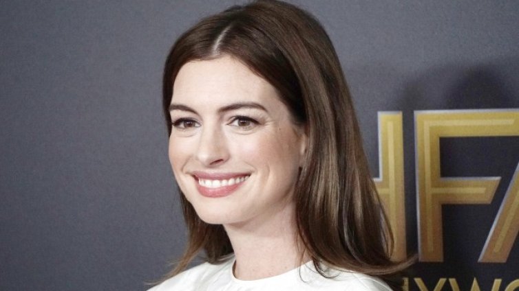 Ан Хатауей изплаши феновете с визия