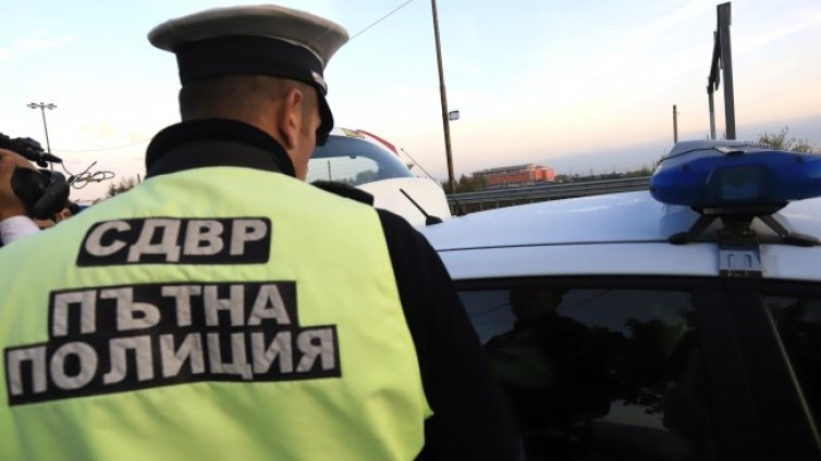 Пътна полиция: Ползвайте светлоотразителни жилетки