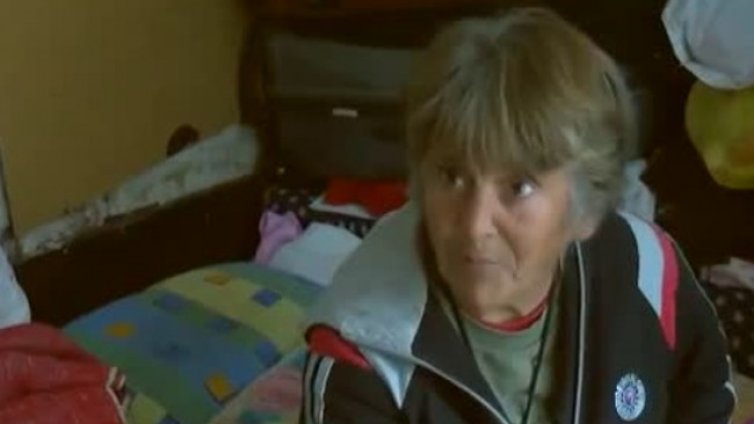 В Русе помагат на възрастна бедстваща жена