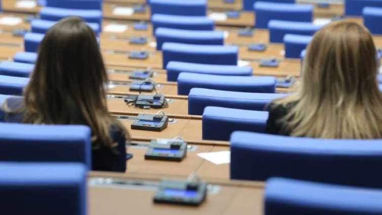 БСП vs. ОП за 24 май: Не може да се променя името на празник