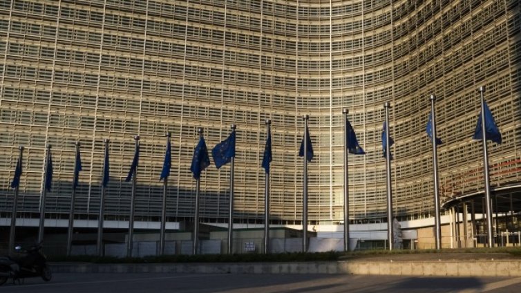 ЕК: Българите сред най-честите жертви на трафик на хора в ЕС