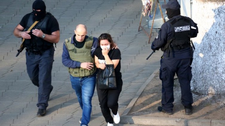 Грузинската полиция освободи 43-ма заложници в банка 