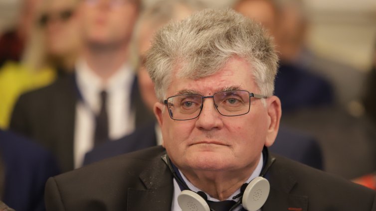 Еленко Божков: Решението за &ldquo;Лукойл&rdquo; е национализация или назначаването на особен управител