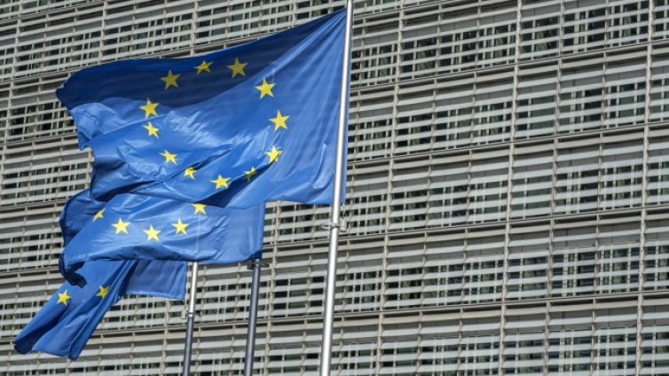 Европроучване: 71% от българите не вярват на правителството, 75% на НС