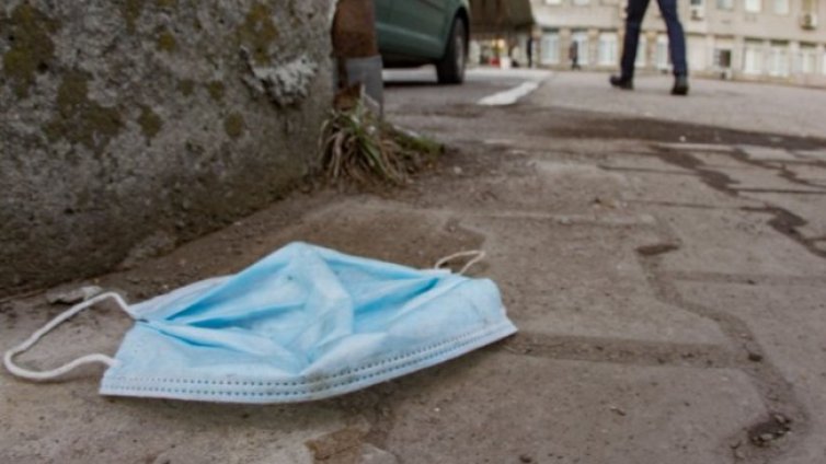 40% скок на продажбите на маски в аптеките 