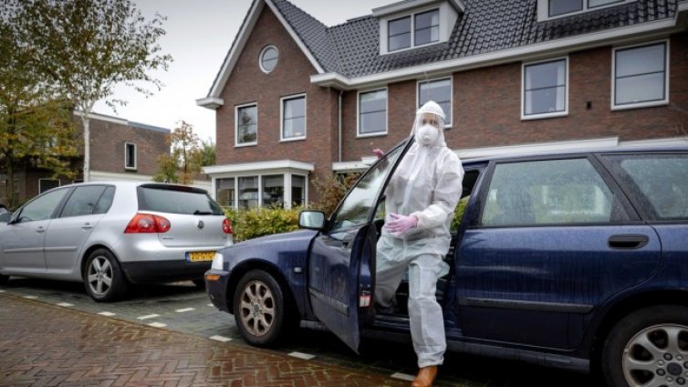 В Нидерландия затягат мерките срещу коронавируса