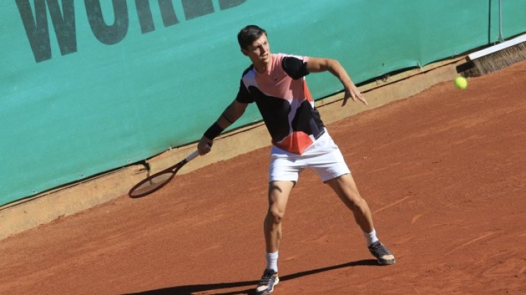 Александър Лазаров пропуска Sofia Open, с COVID-19 е