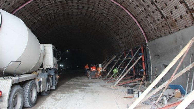 COVID кризата не се отрази на строителството у нас, смята Аврамова