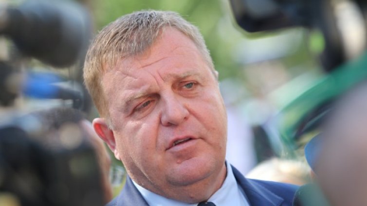 Каракачанов: Македония разбра, че България не води някаква политика на инат