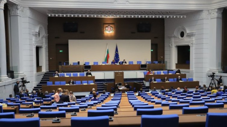 Какво включва алтернативният бюджет на БСП? 