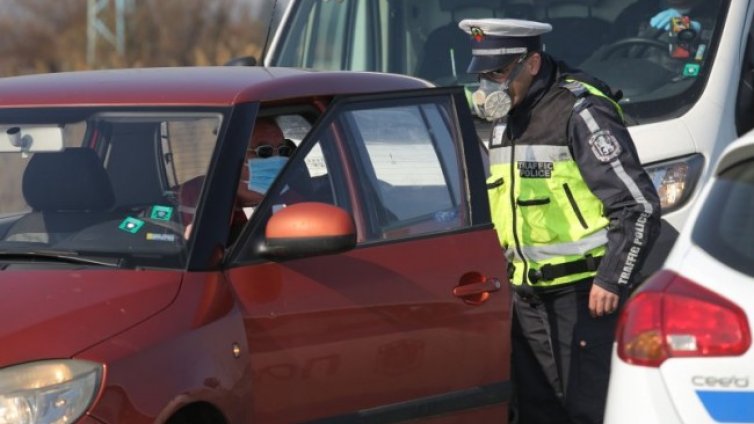 Коронакризата удари и крадците, спад на автокражбите с 12%