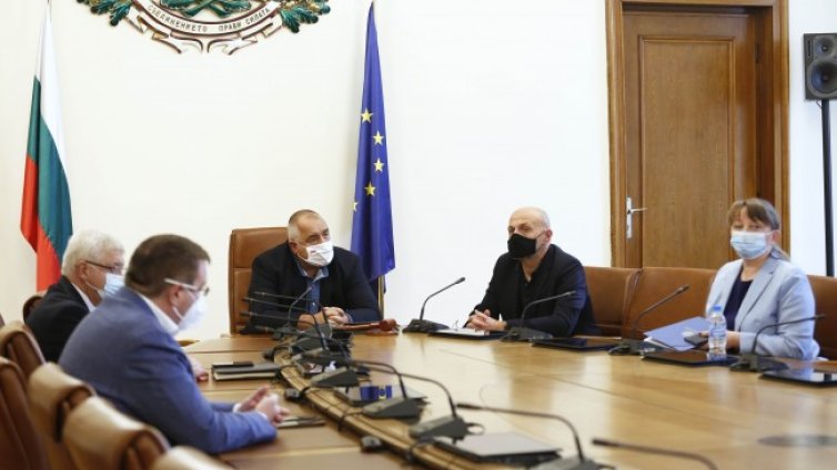 Бойко Борисов: Цяла Европа страда, спазвайте мерките 