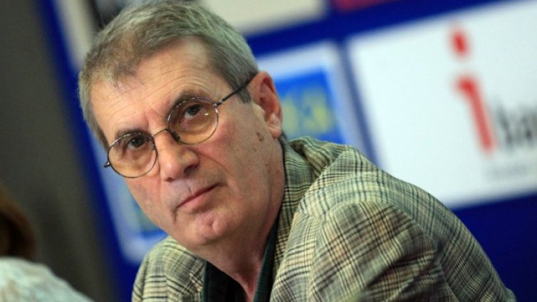 Д-р Хинков: Има повишена смъртност не от COVID, а с COVID