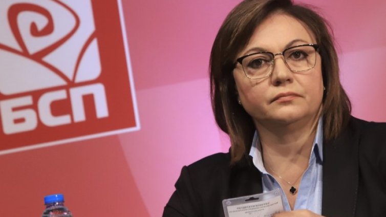 Корнелия Нинова става доброволец в COVID отделение 