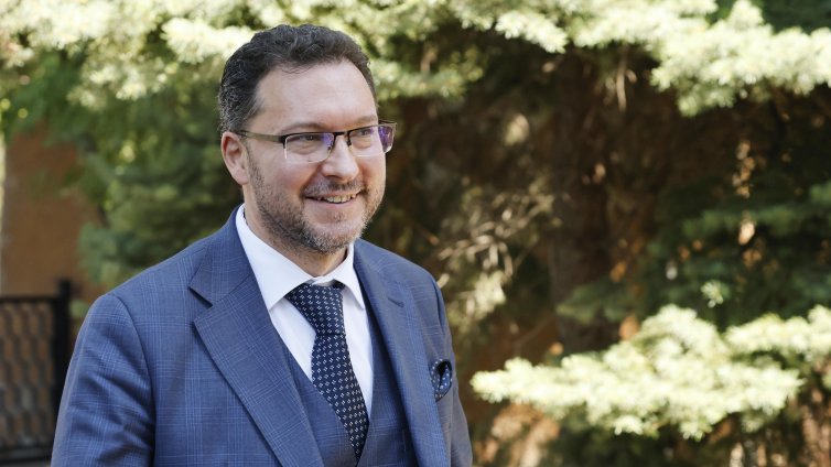 Даниел Митов: Химикалката за смяна на министри е в премиера
