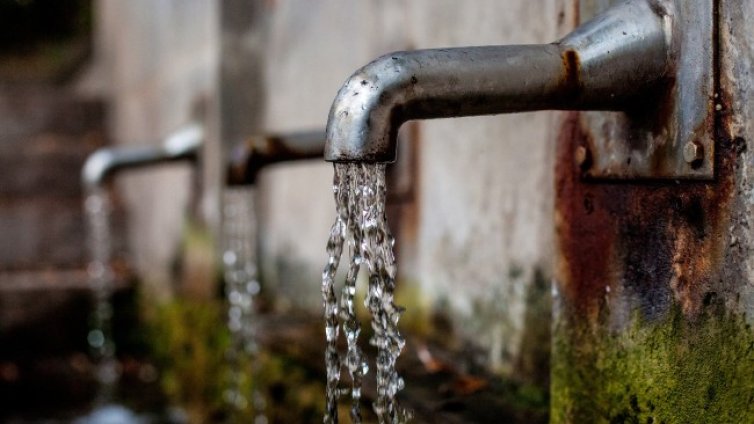 Шефът на ВиК Бургас отрича градът да е на прага да водна криза 