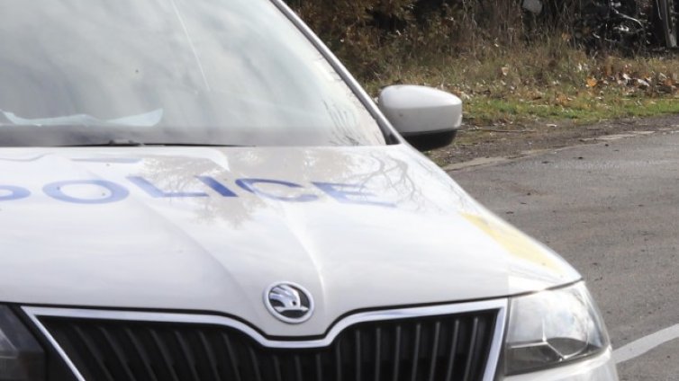 Мъж загина, колата му се преобърна край с. Тополница