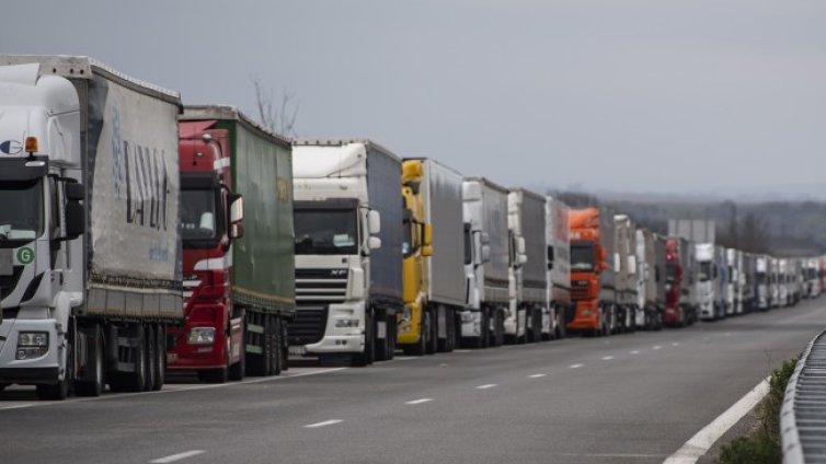 Превозвачи на протест в района на &bdquo;Капитан Андреево&ldquo;
