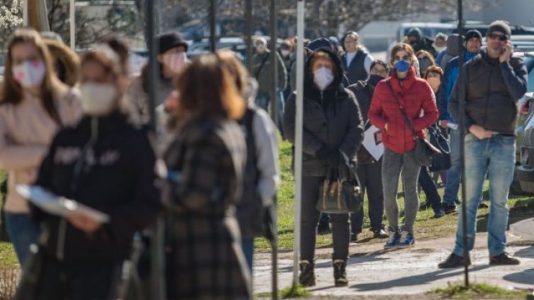 Над 200 хил. започнали работа в пандемията от март насам