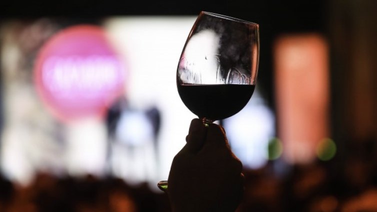 Мерки ли? &bdquo;Скритите партита&ldquo; продължават с пълна сила