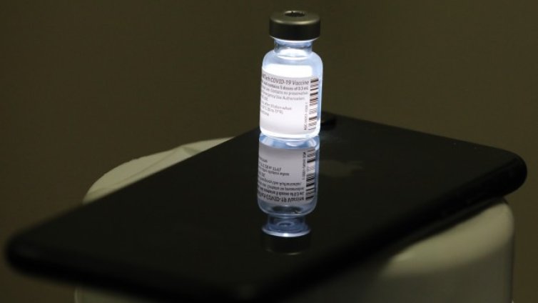  &euro;15,50 е цената за ЕС за доза от ваксината на Pfizer