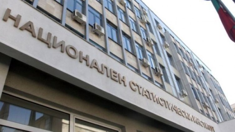 Безработните в България - двойно повече от започналите работа
