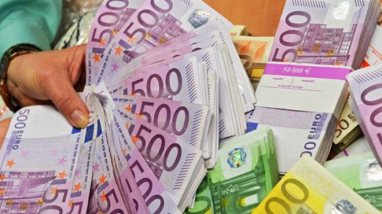 Български тираджия спечели &euro;500 000 от лотария във Франция