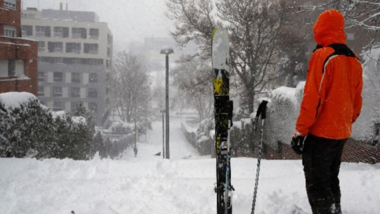 Испания - блокирана от сняг и ниски температури