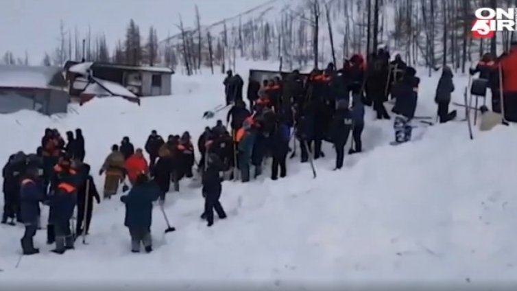 Лавина падна в ски курорт в Норилск, трима са загинали