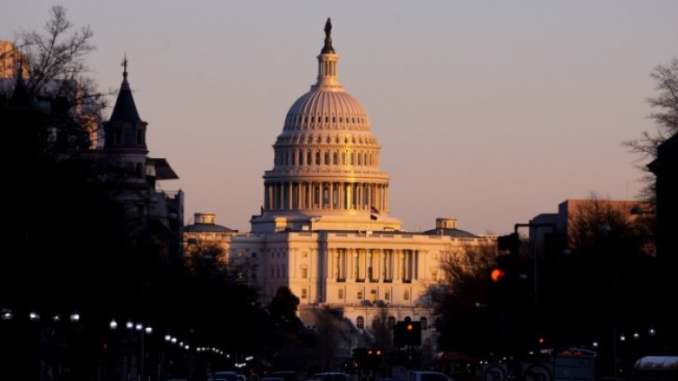 В САЩ се готвят за протести, войници патрулират по улиците 
