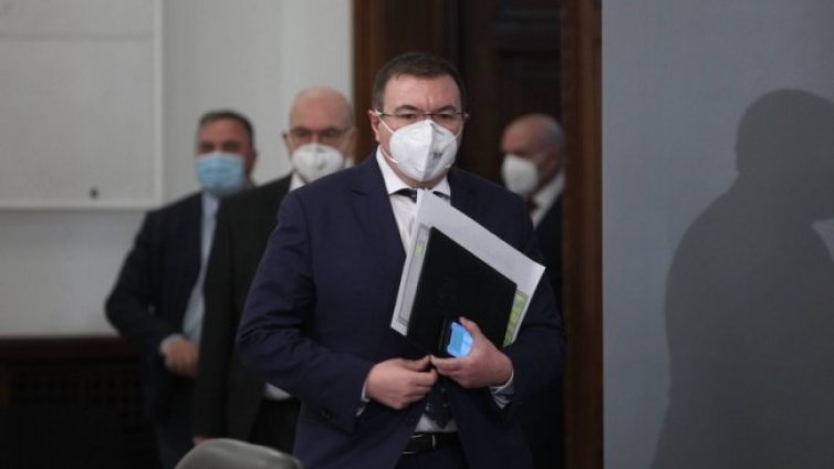 Болните у нас намаляват, случващото се в Европа &ndash; все по-тревожно