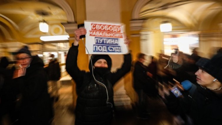 Арести в Русия преди протести в подкрепа на Навални