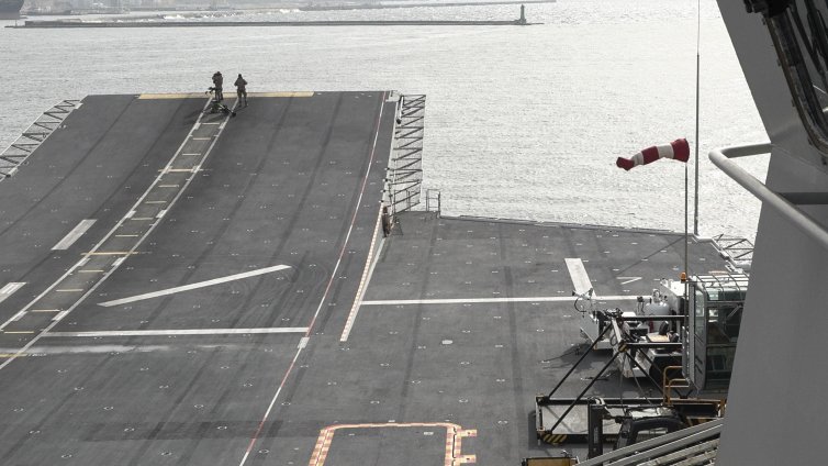 Могат ли дроновете да заменят военноморските разрушители?