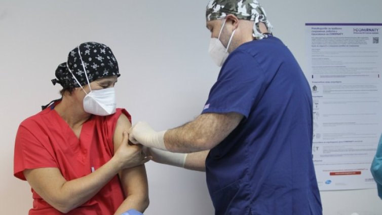 Искаш ваксина? Записваш се в списък при личния лекар