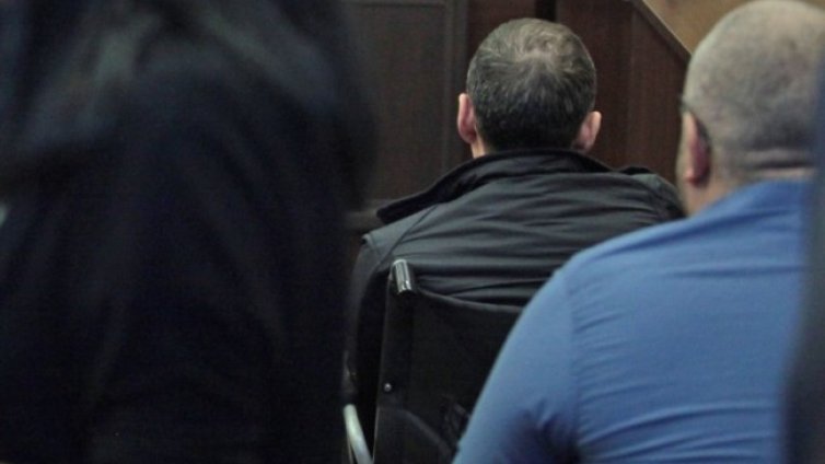 Пускат Миню Стайков под домашен арест с гривна 