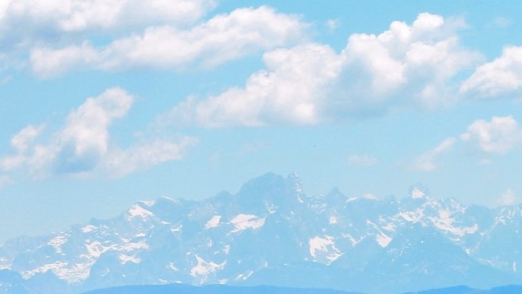 Турист е паднал в пропаст в планината Беласица