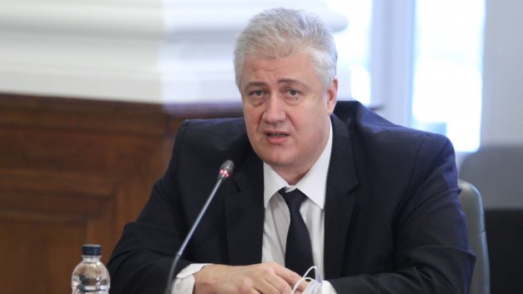 Ваксинацията е напълно безплатна, припомни  проф. Балтов